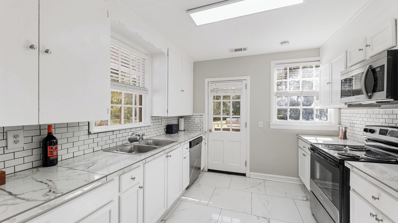 Photo of Kitchen in Gunter Afs