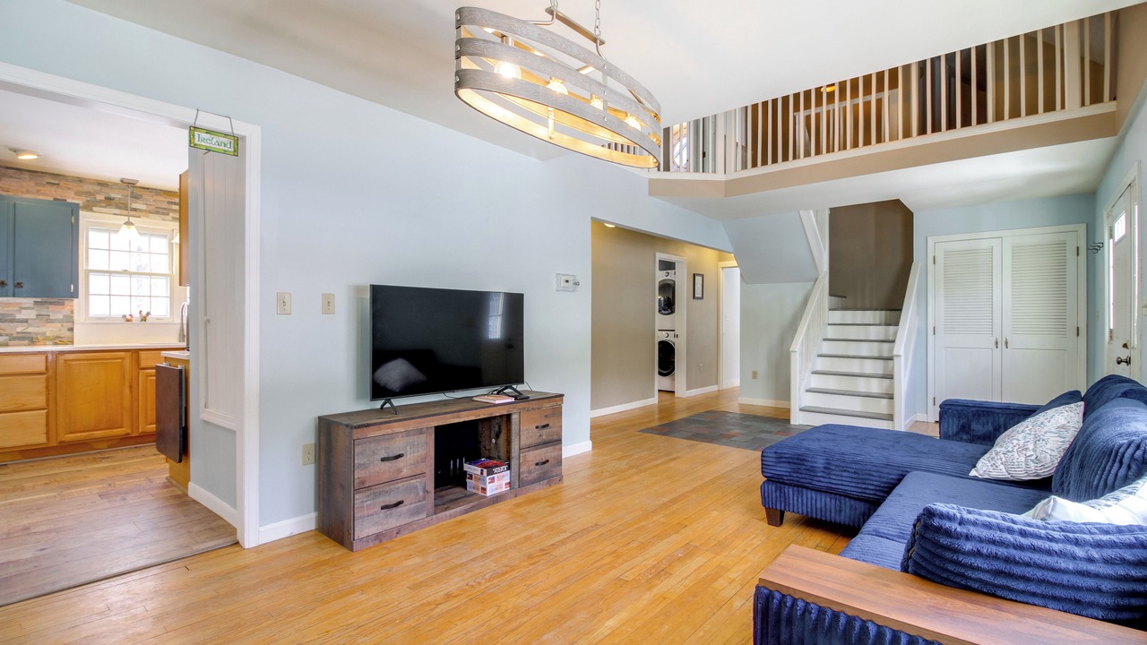 Photo of Livingroom in East Haven  Rutland County