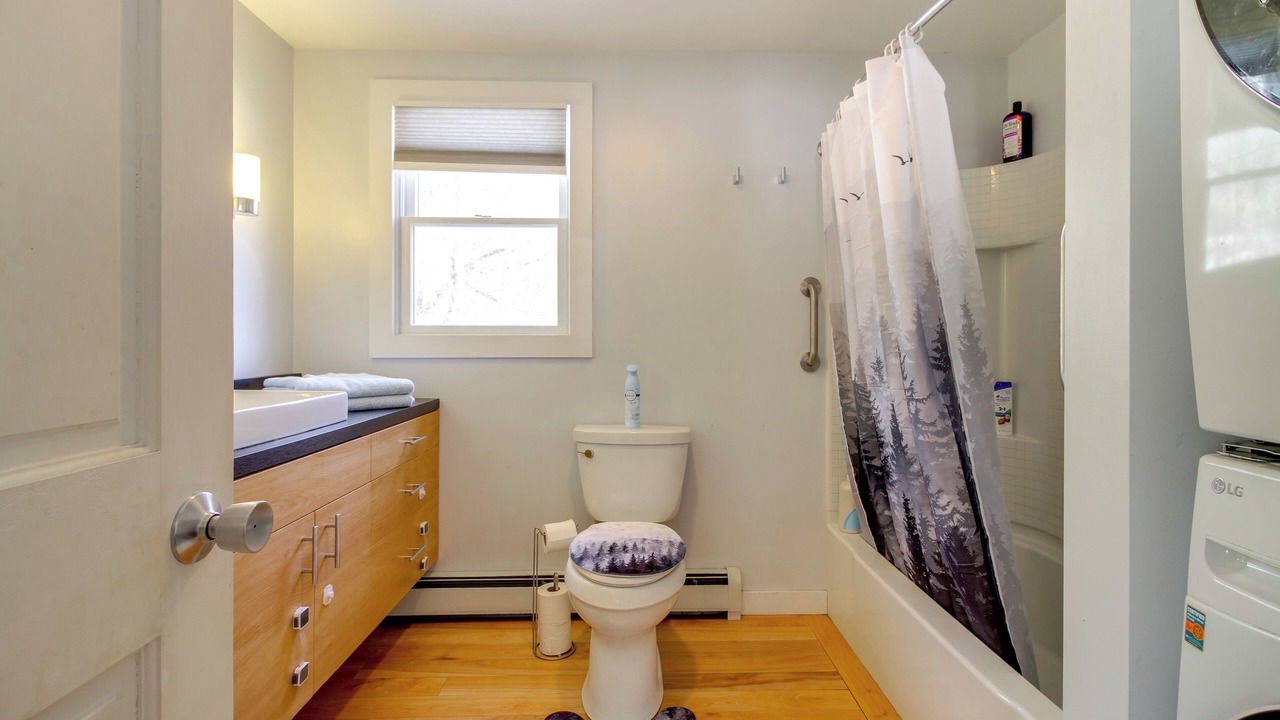 Photo of Bathroom in East Haven  Rutland County