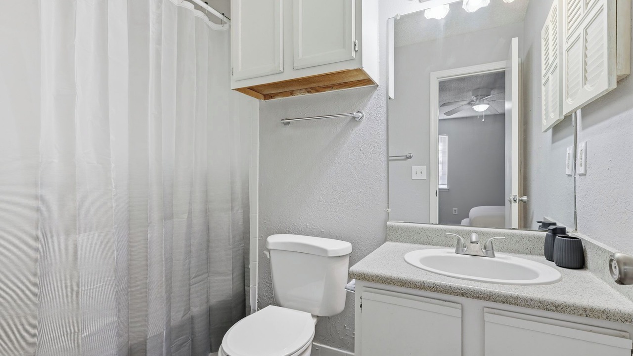 Photo of Bathroom in Tougaloo