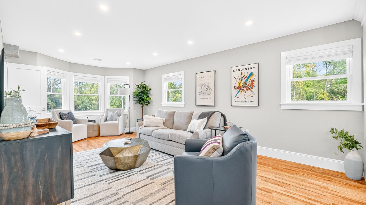 Photo of Livingroom in New Windsor