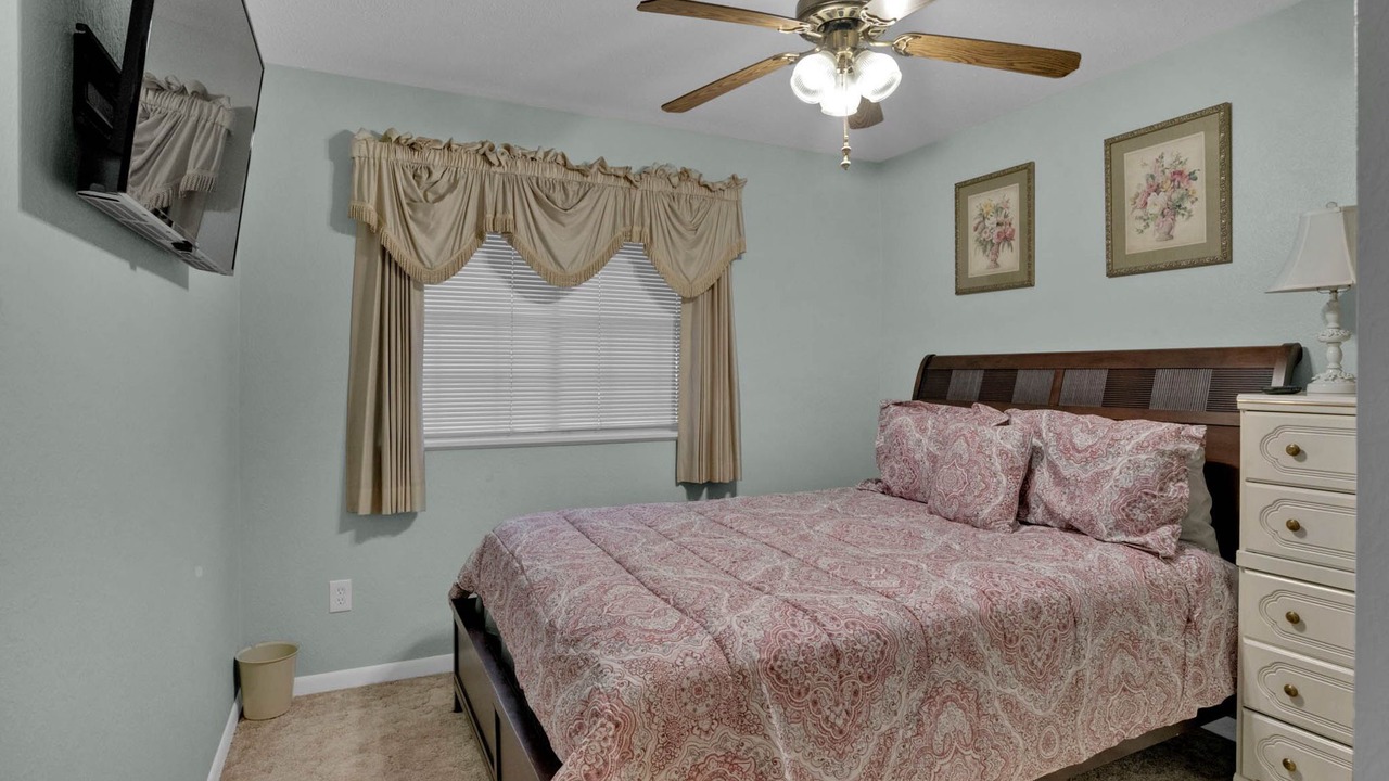 Photo of Bedroom in Shreveport