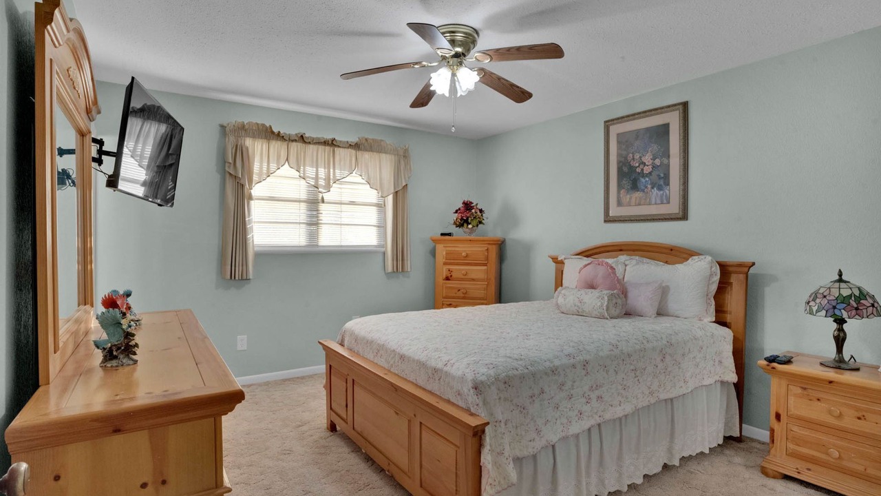 Photo of Bedroom in Shreveport