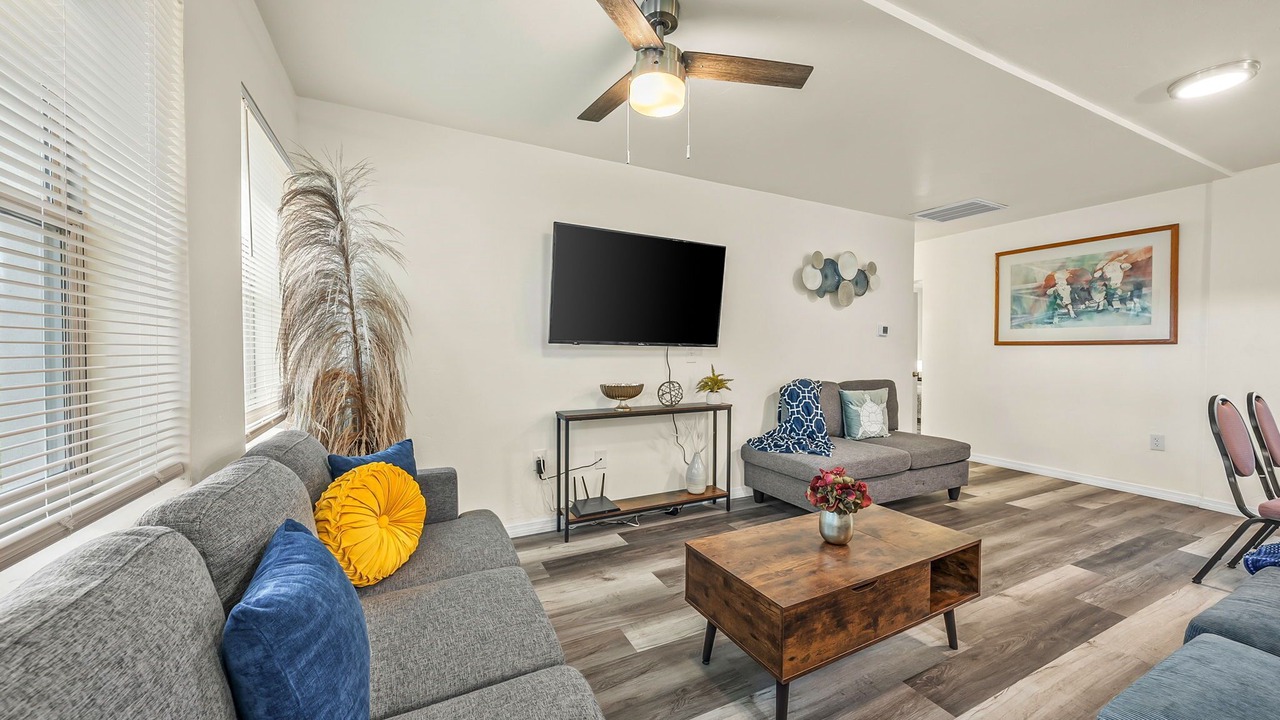 Photo of Livingroom in Lakeland