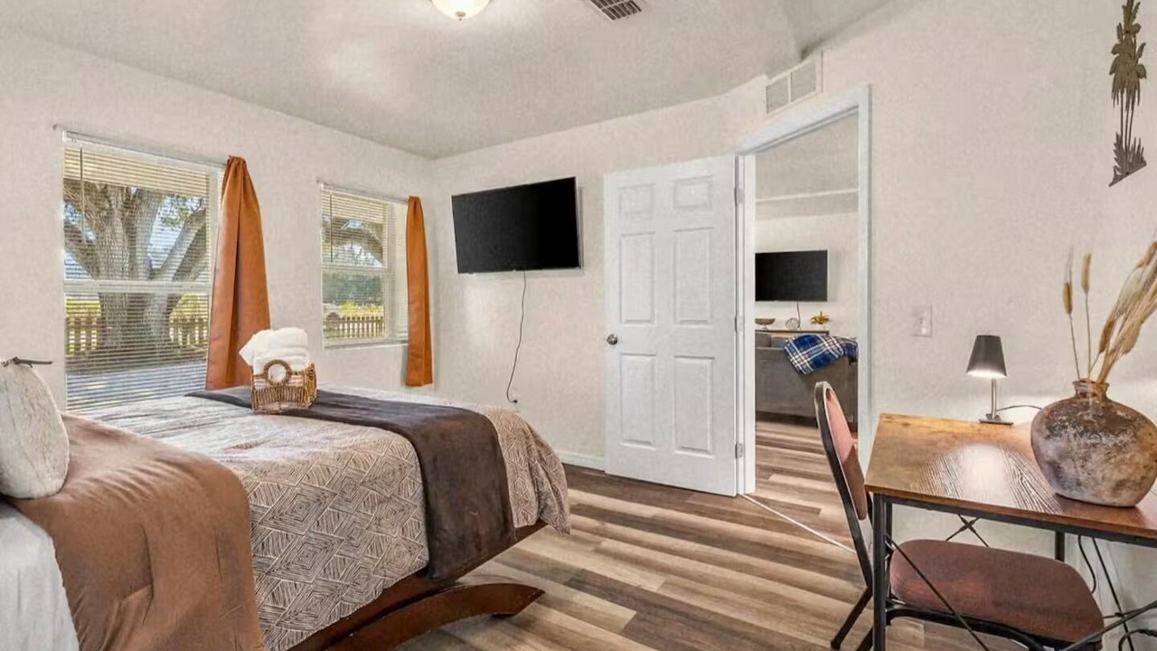 Photo of Bedroom in Lakeland