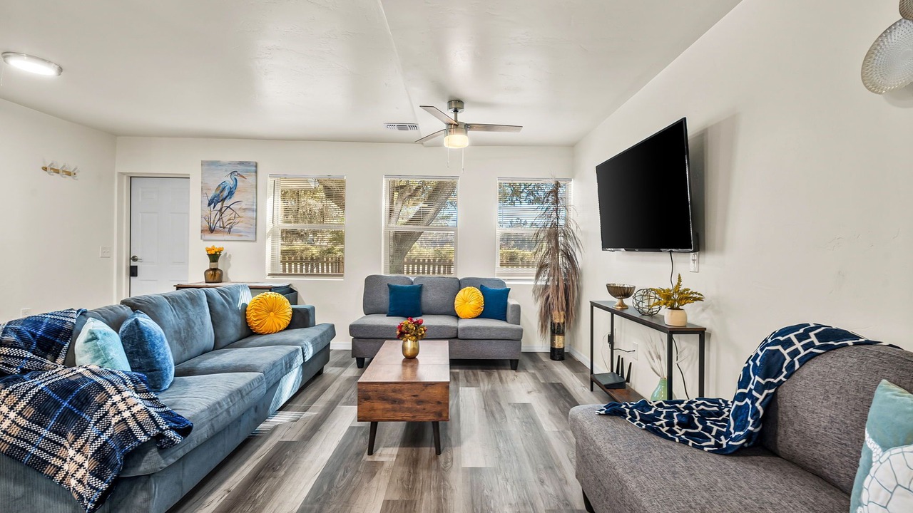 Photo of Livingroom in Lakeland