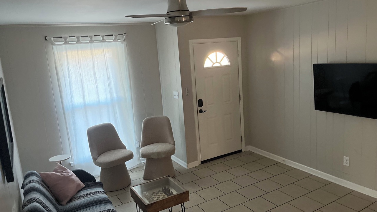 Photo of Livingroom in South Pensacola