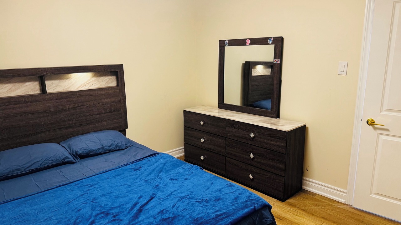 Photo of Bedroom in Bowmanville