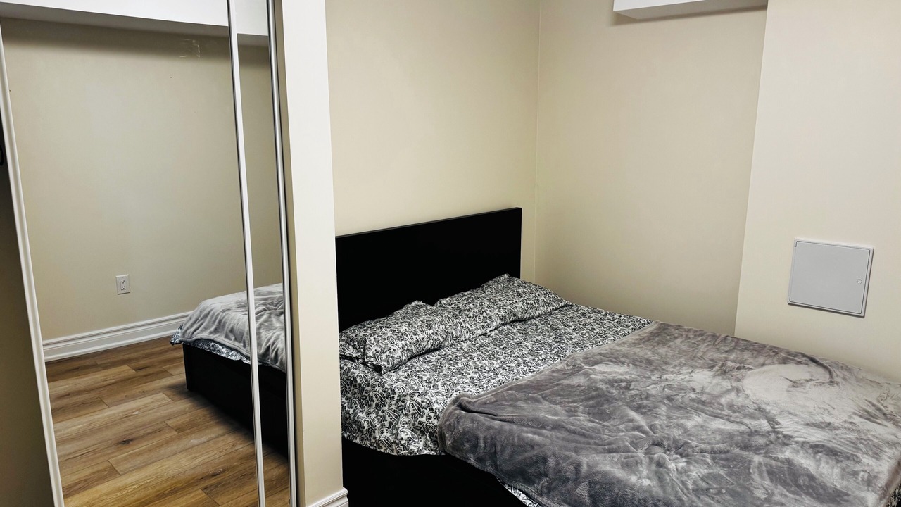 Photo of Bedroom in Bowmanville