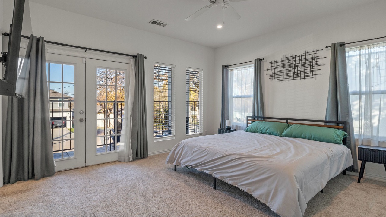 Photo of Bedroom in West Dallas
