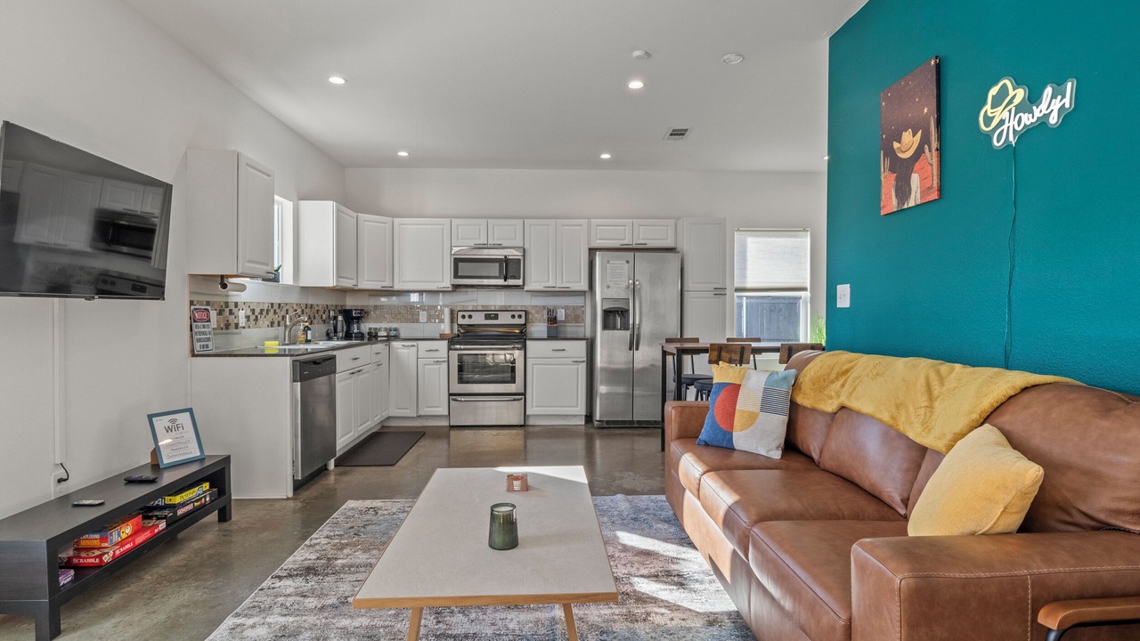Photo of Livingroom in West Dallas