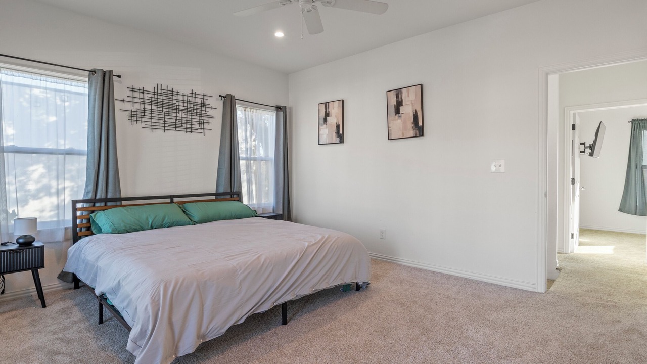 Photo of Bedroom in West Dallas