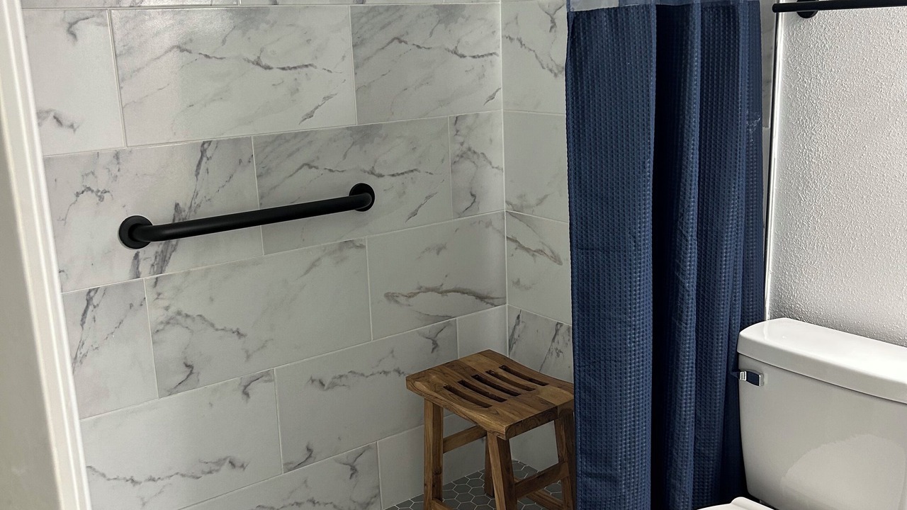 Photo of Bathroom in Lakeland