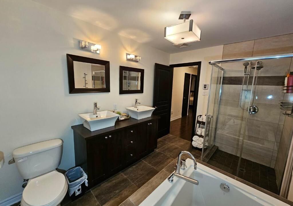 Photo of Bathroom in Brossard