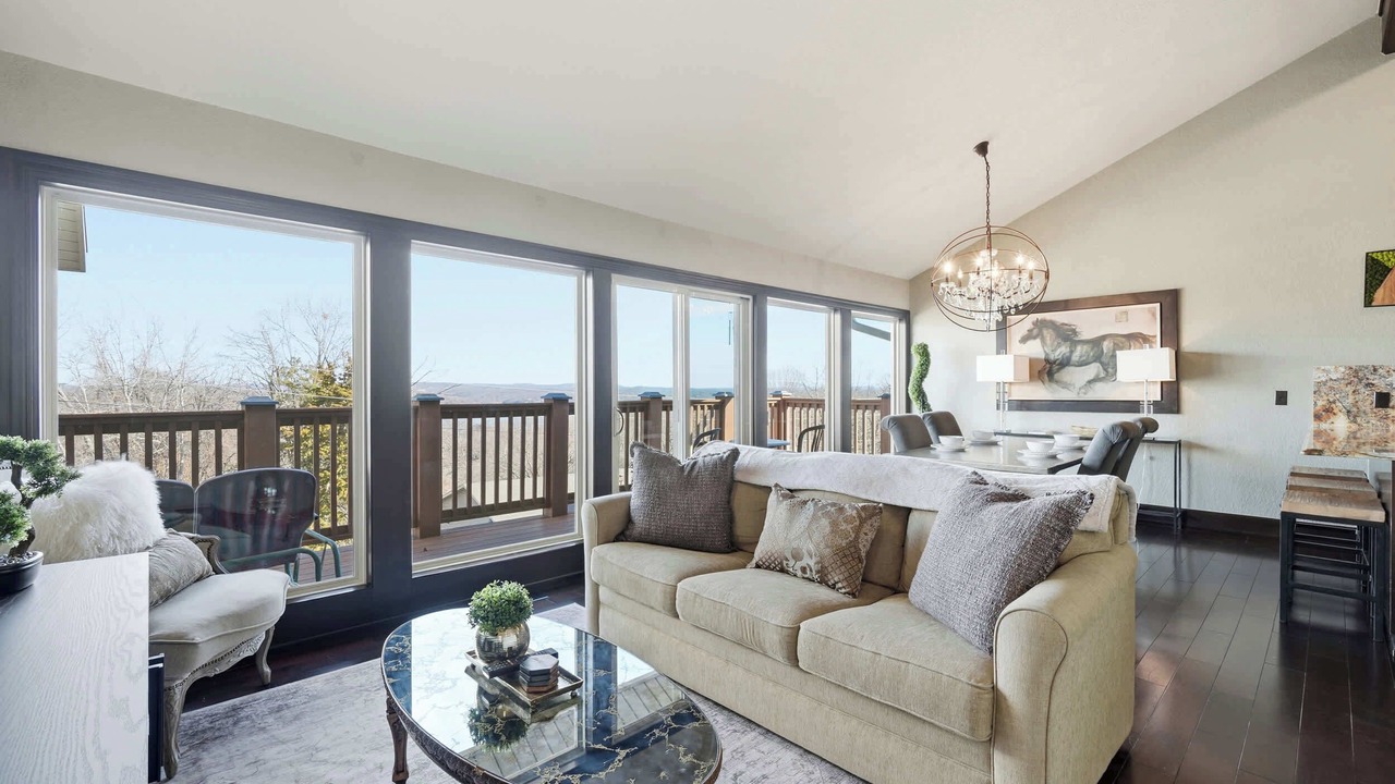 Photo of Livingroom in Prairie Creek