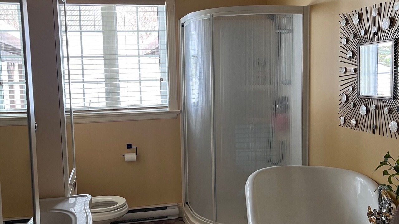 Photo of Bathroom in Notre-Dame-des-Laurentides