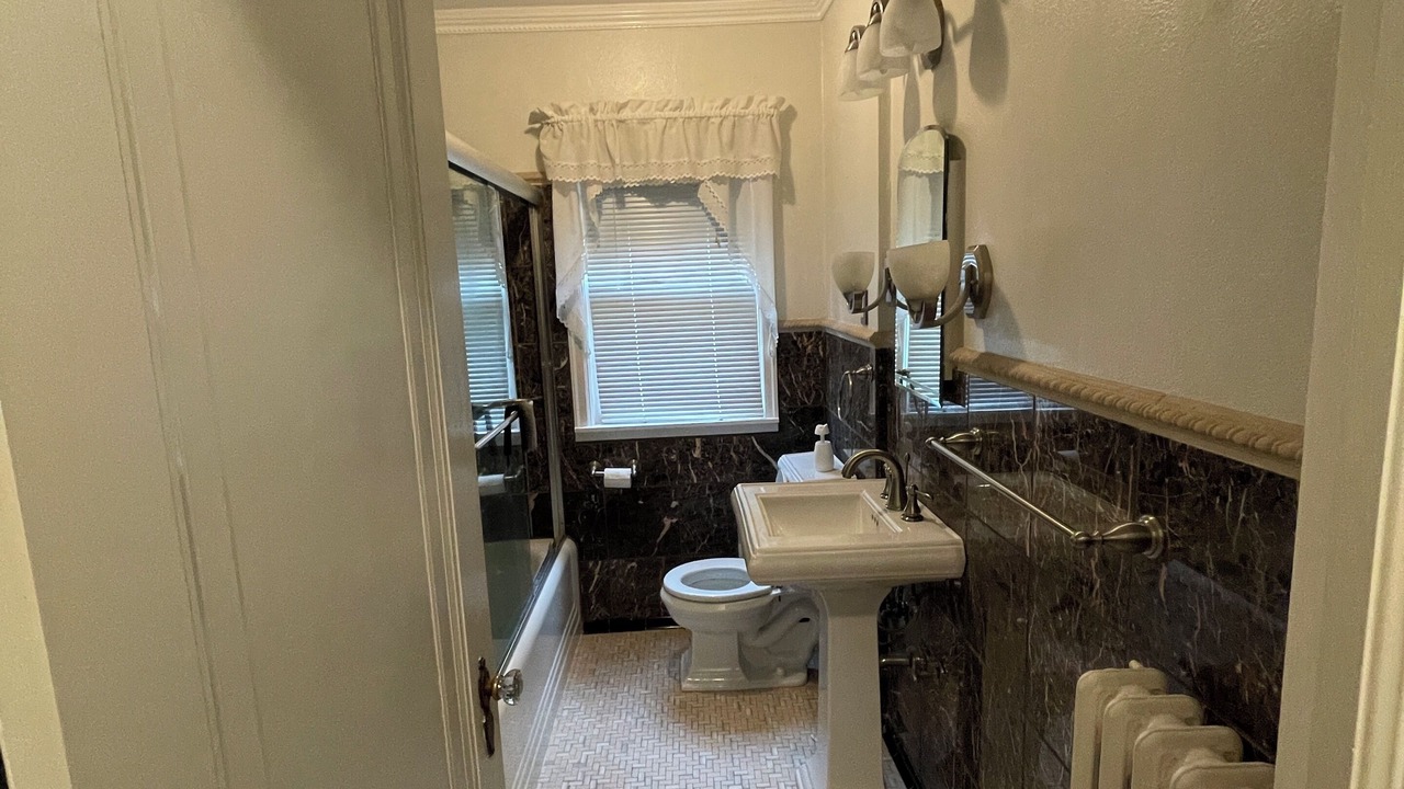 Photo of Bathroom in Highland
