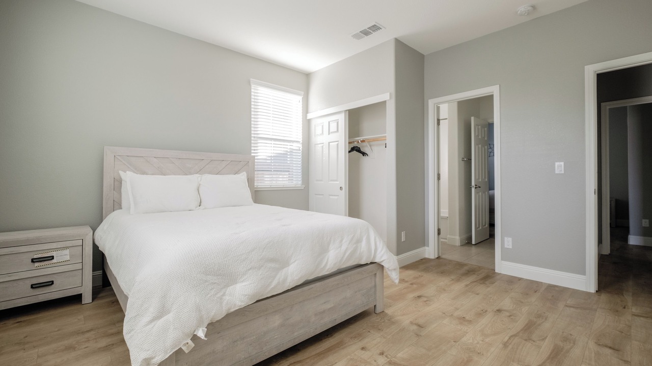 Photo of Bedroom in Roseville