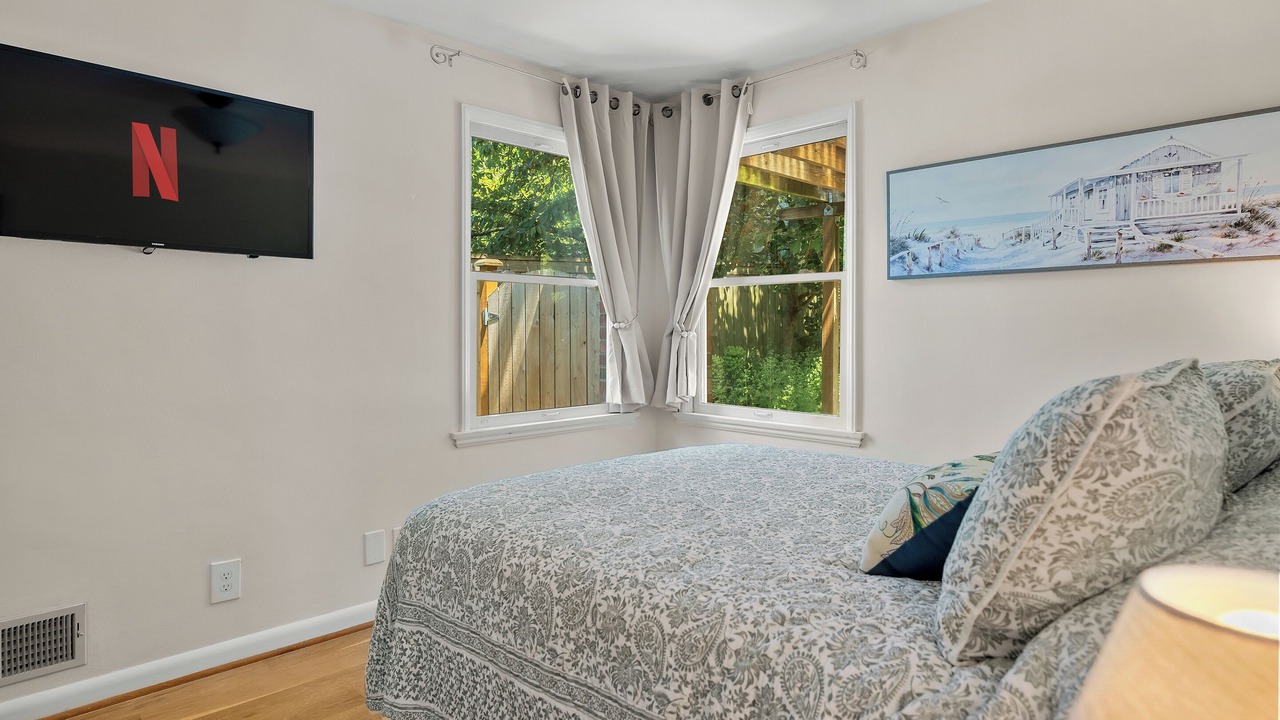 Photo of Bedroom in North Queen Anne