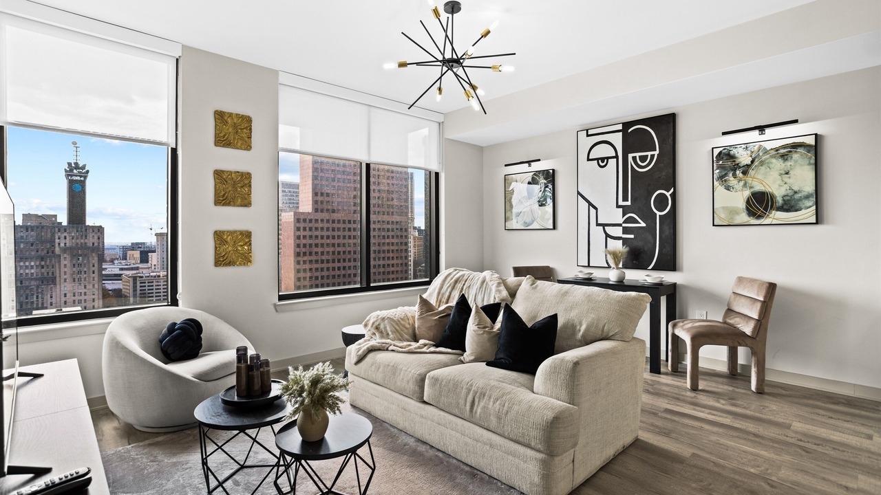 Photo of Livingroom in Peachtree Center