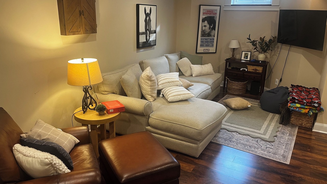 Photo of Livingroom in Saratoga Springs