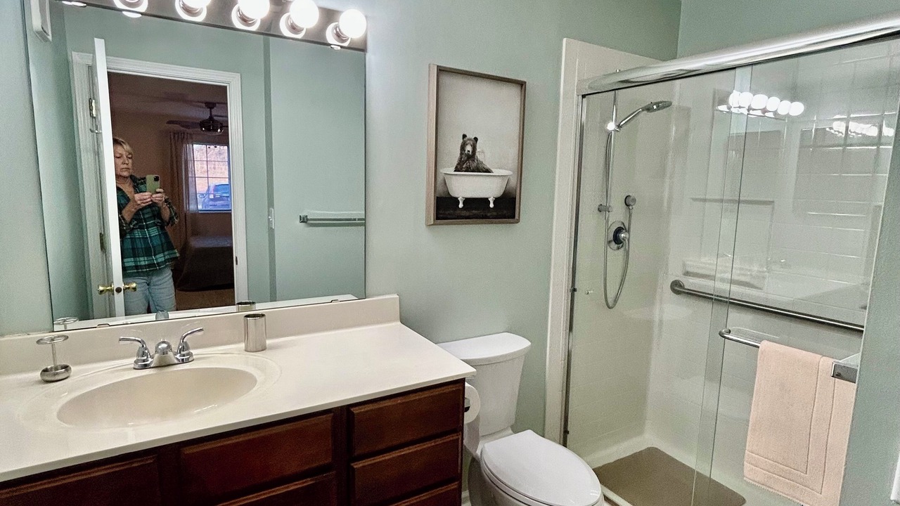 Photo of Bathroom in Buechel