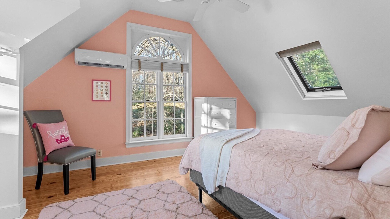 Photo of Bedroom in Midlothian