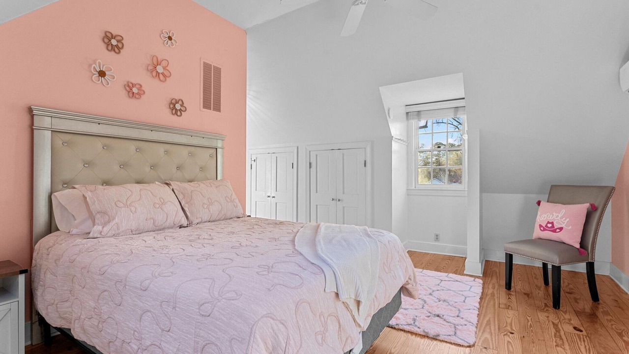 Photo of Bedroom in Midlothian