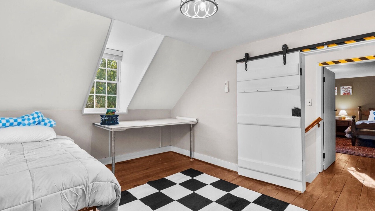 Photo of Bedroom in Midlothian