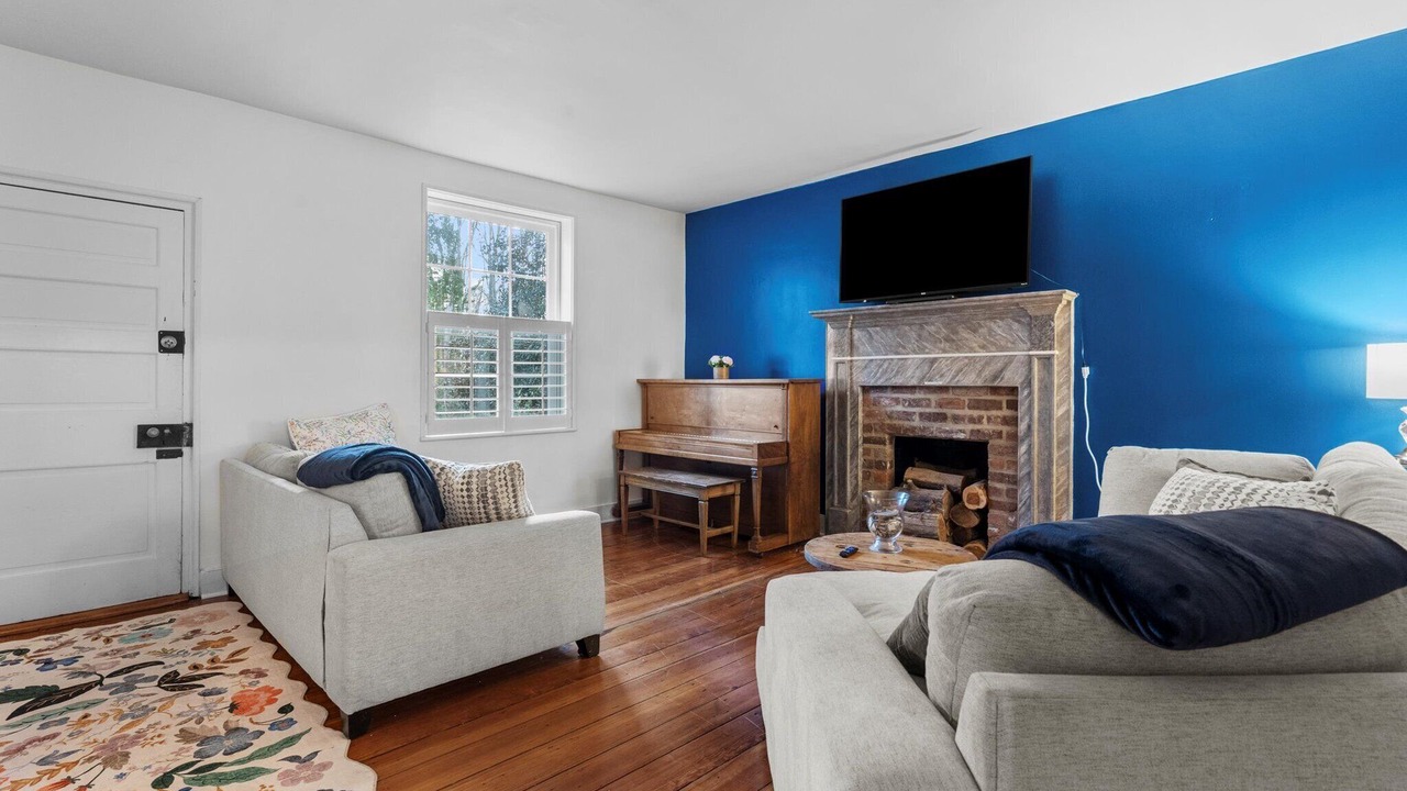 Photo of Livingroom in Midlothian
