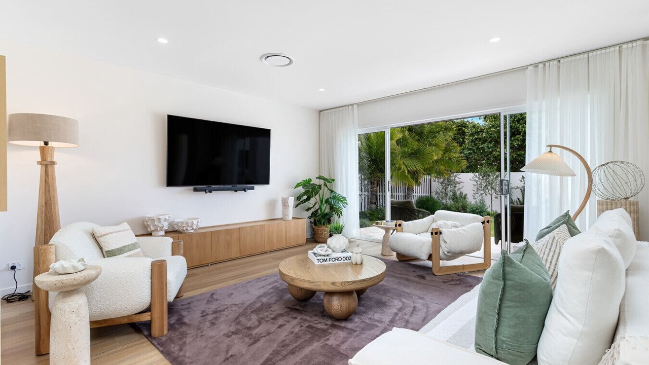 Photo of Livingroom in Burleigh Waters