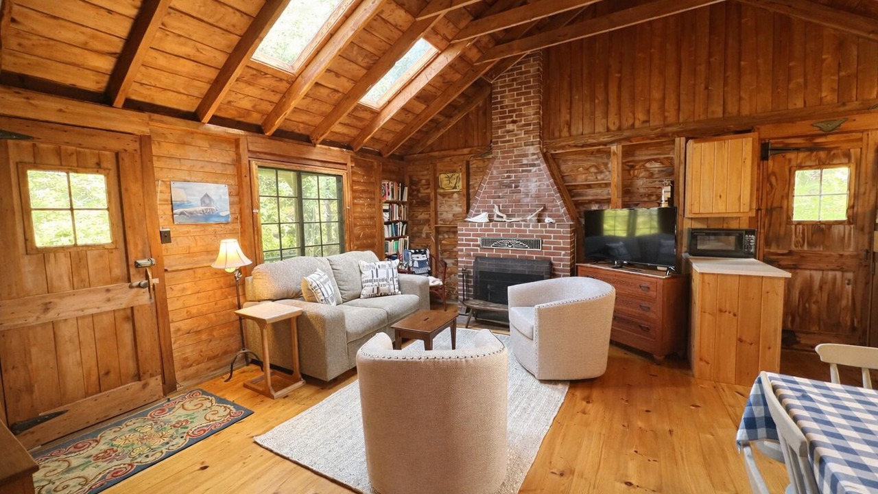 Photo of Others in Bailey Island