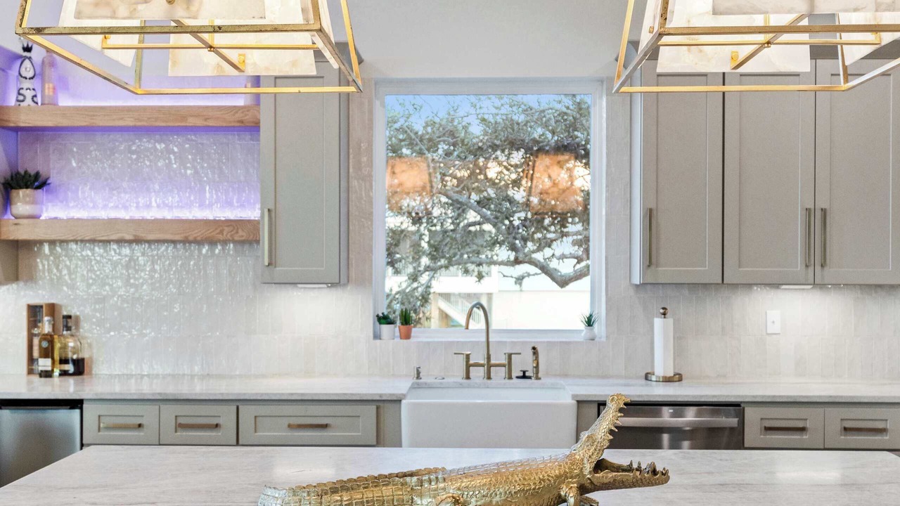 Photo of Kitchen in Cypremort Point