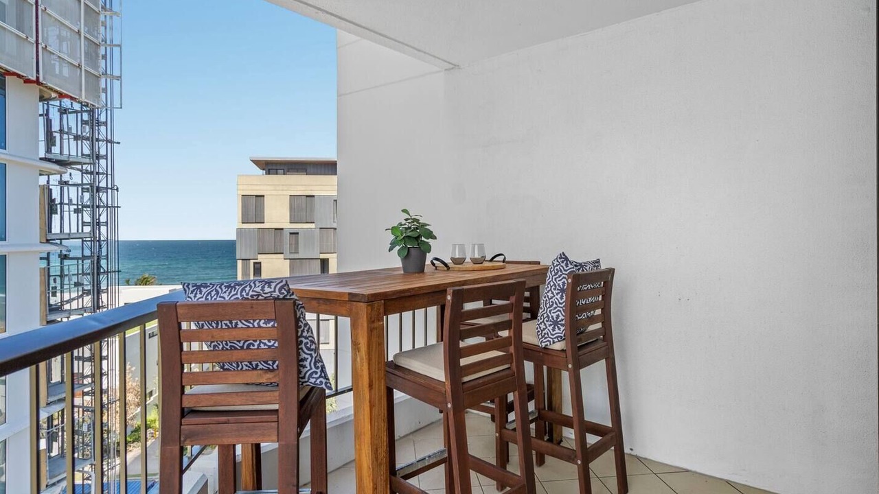 Photo of Outdoor in Main Beach