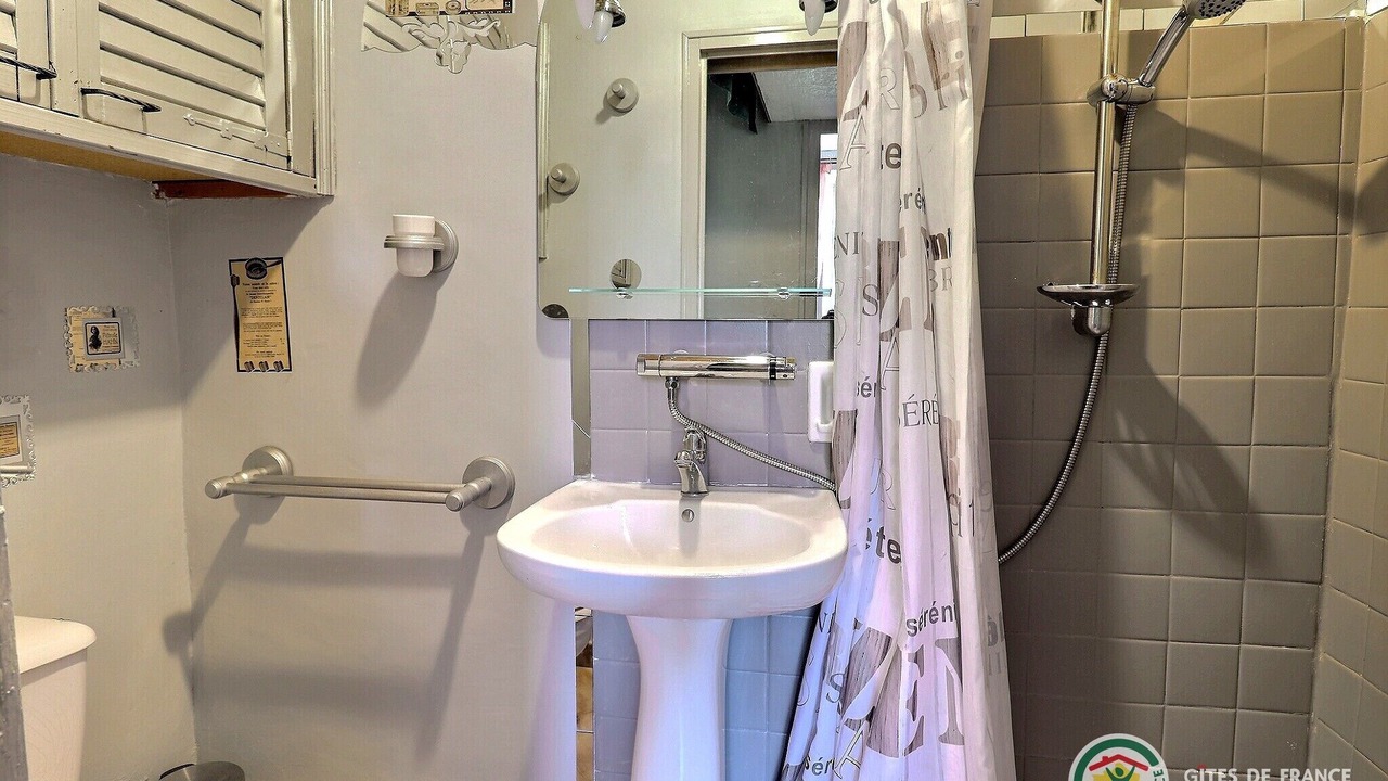 Photo of Bathroom in Chauzon