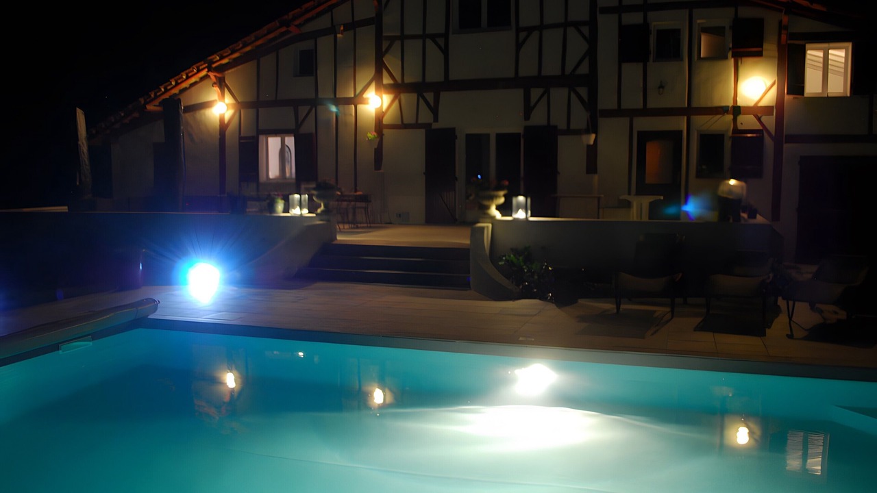 Photo of Outdoor in Garrey