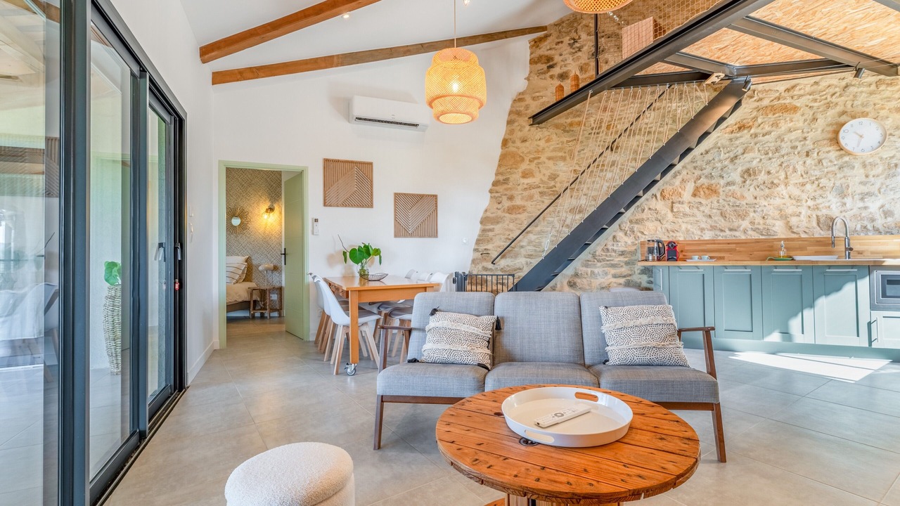 Photo of Livingroom in Laudun