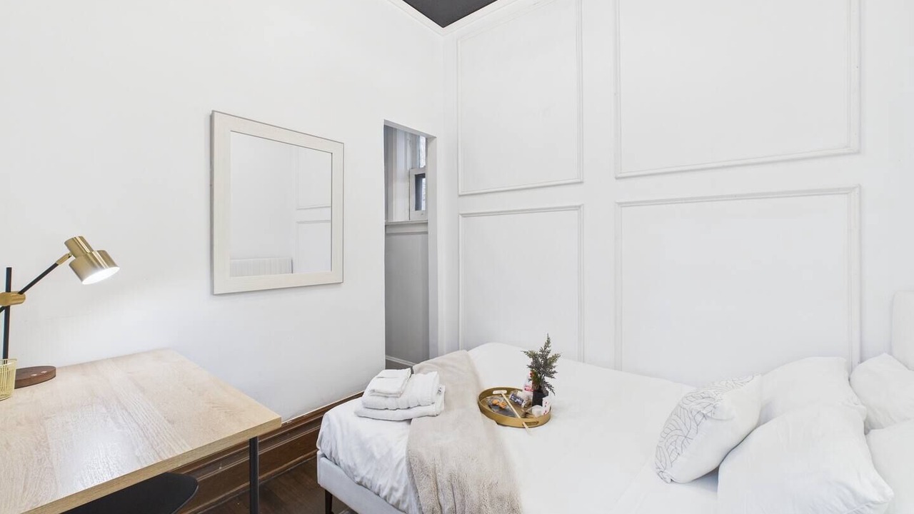 Photo of Bedroom in Wrigleyville