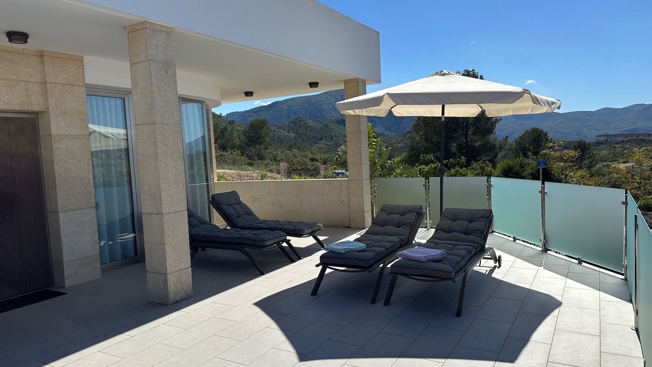 Photo of Patio Balcony in Rafol de Almunia