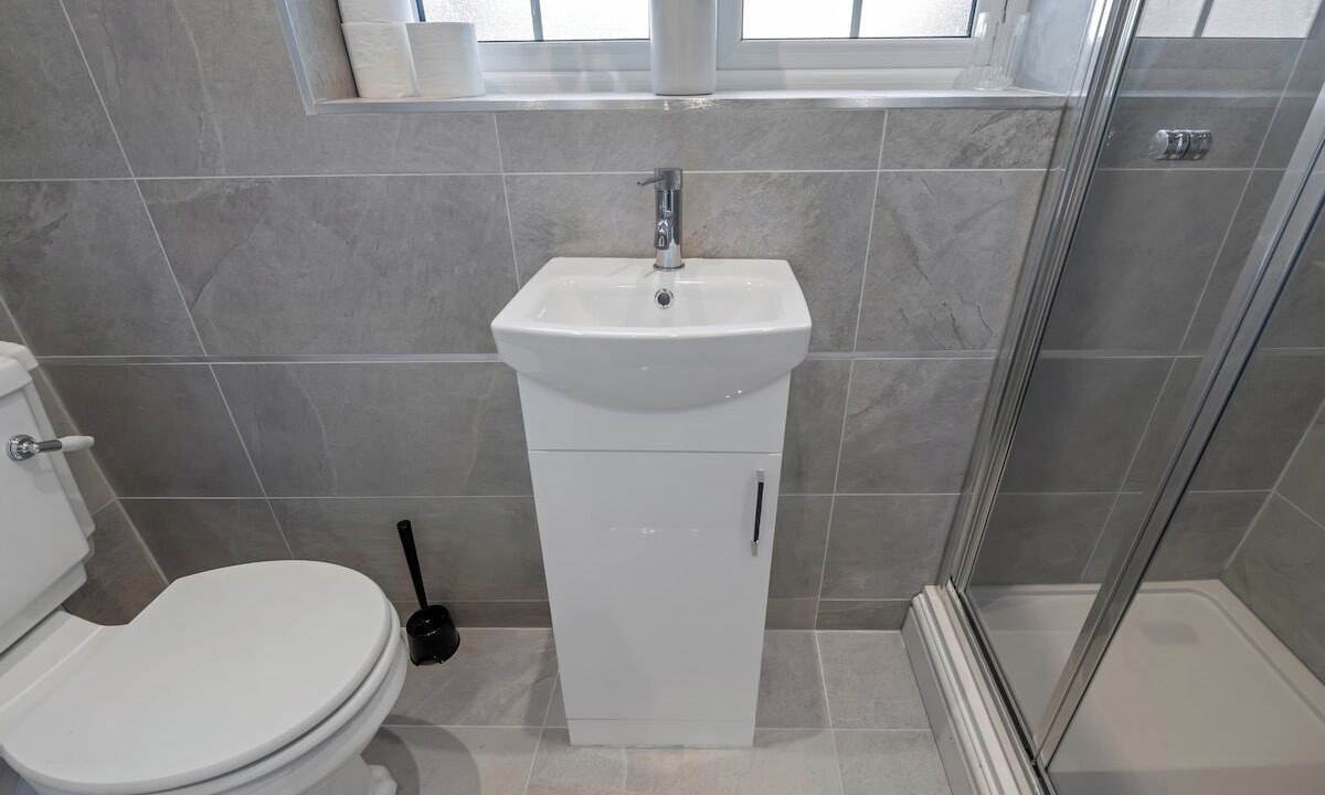 Photo of Bathroom in Gedling