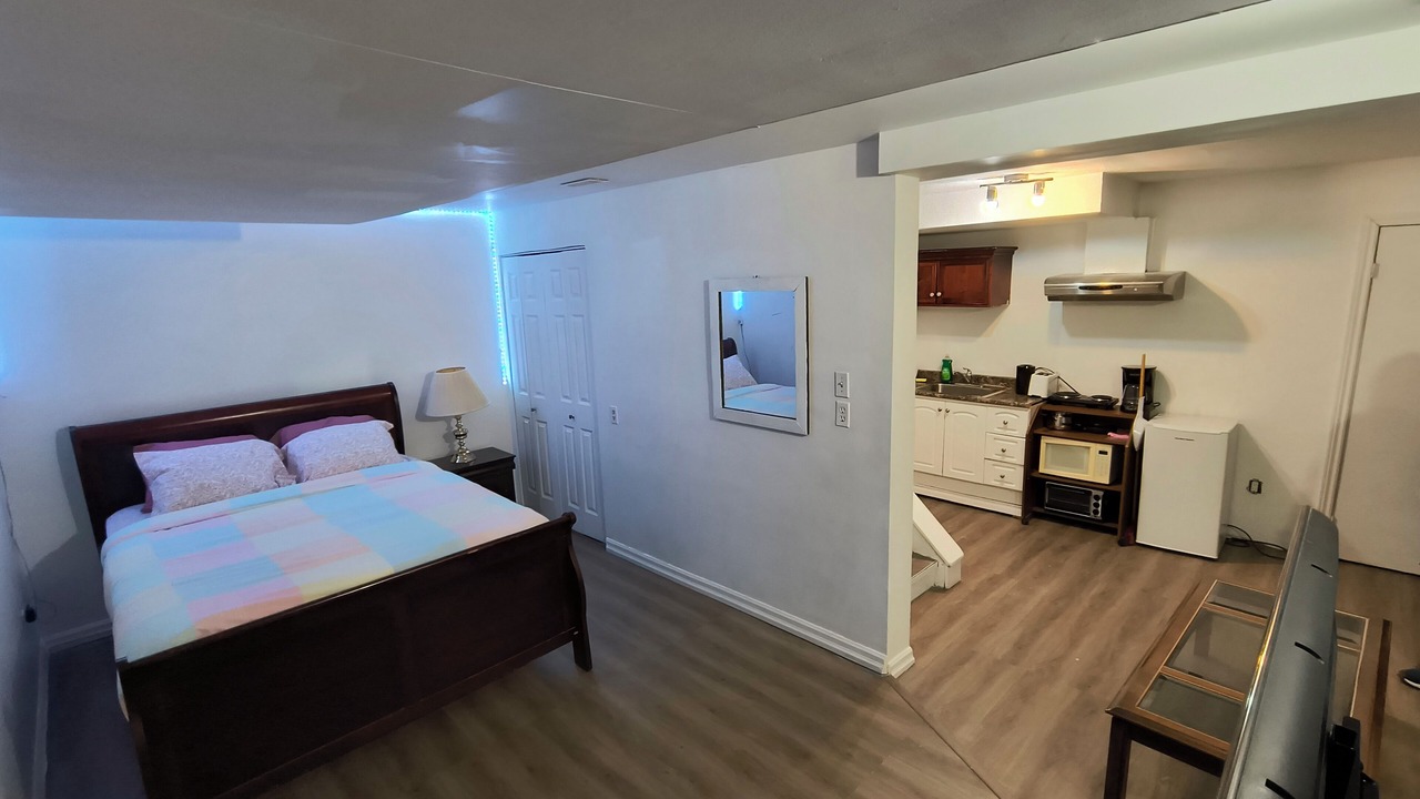 Photo of Bedroom in Rideau Heights