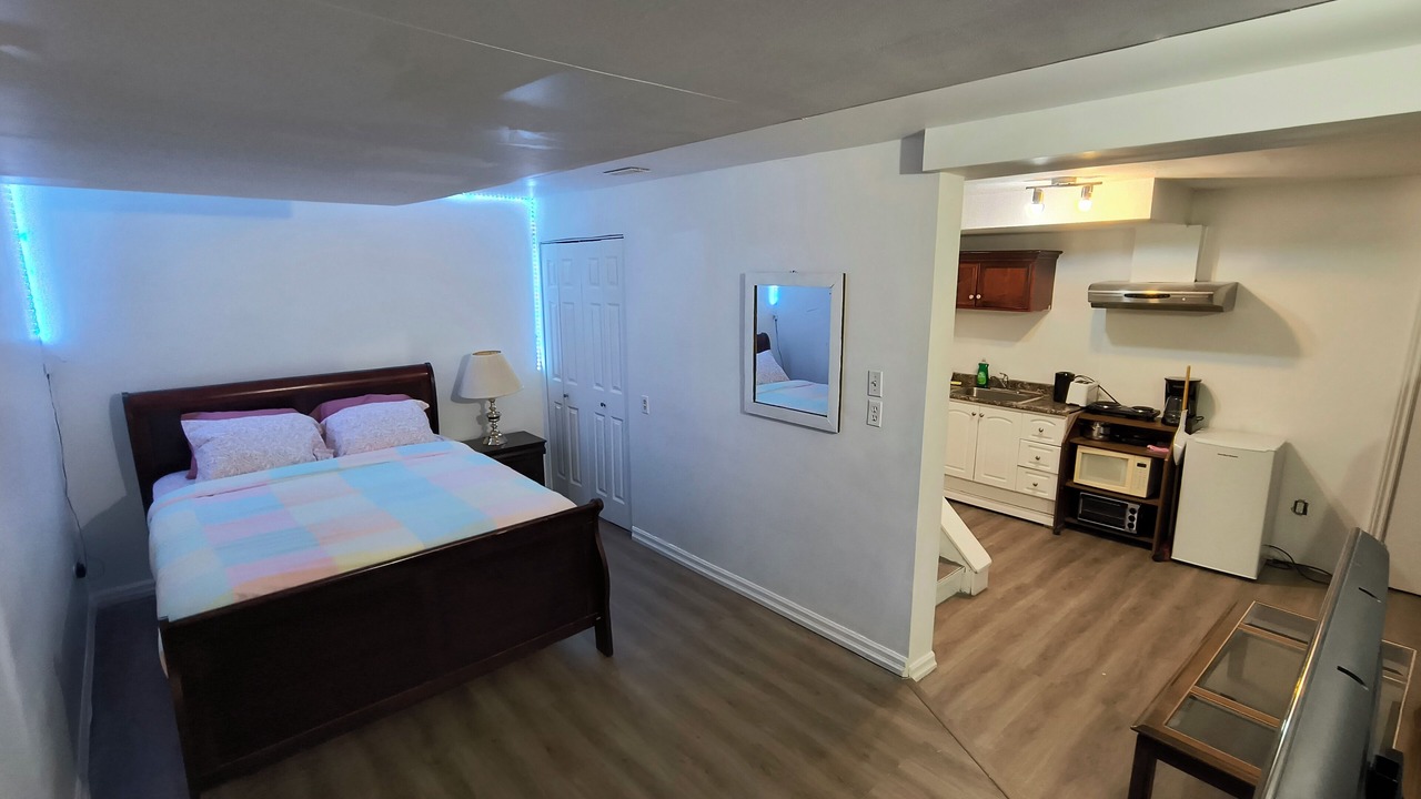 Photo of Bedroom in Rideau Heights