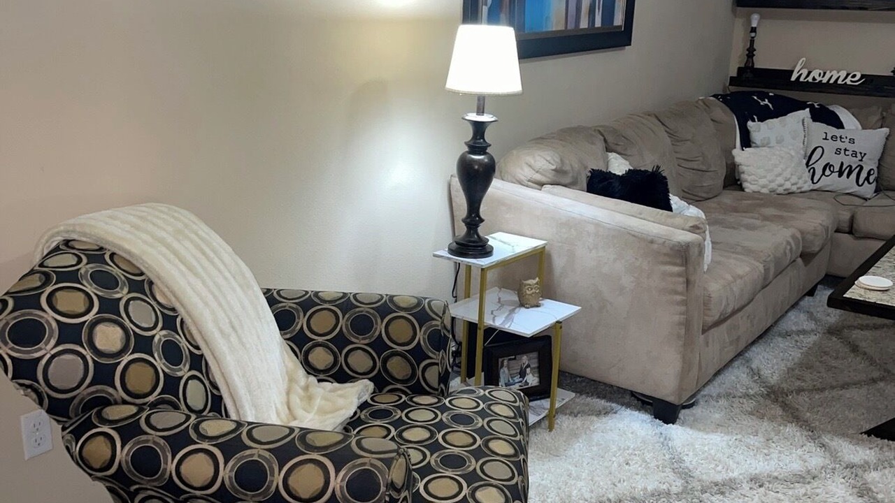Photo of Livingroom in Glenpool