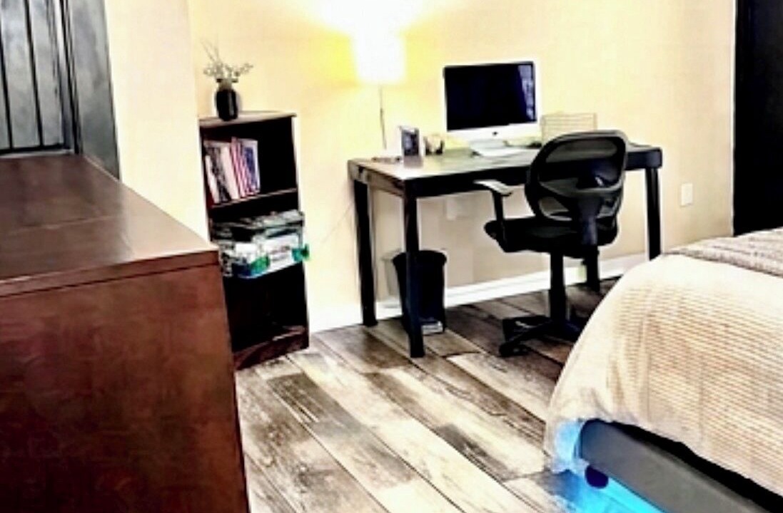 Photo of Bedroom in Glenpool