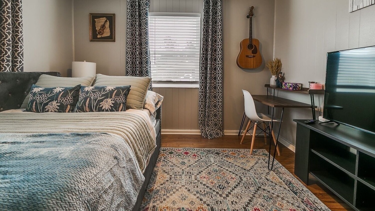 Photo of Bedroom in Central Oklahoma City