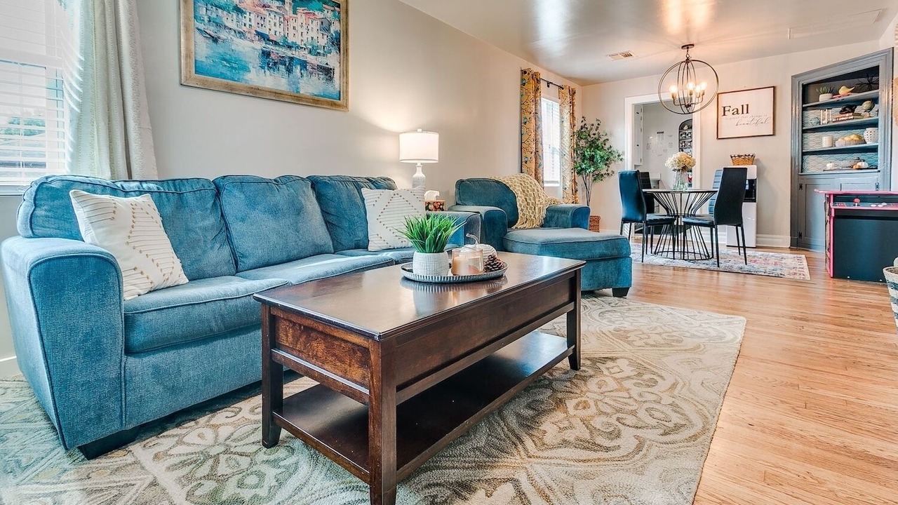Photo of Livingroom in Central Oklahoma City