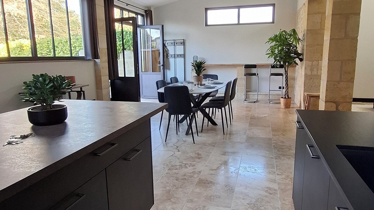 Photo of Others in Branne