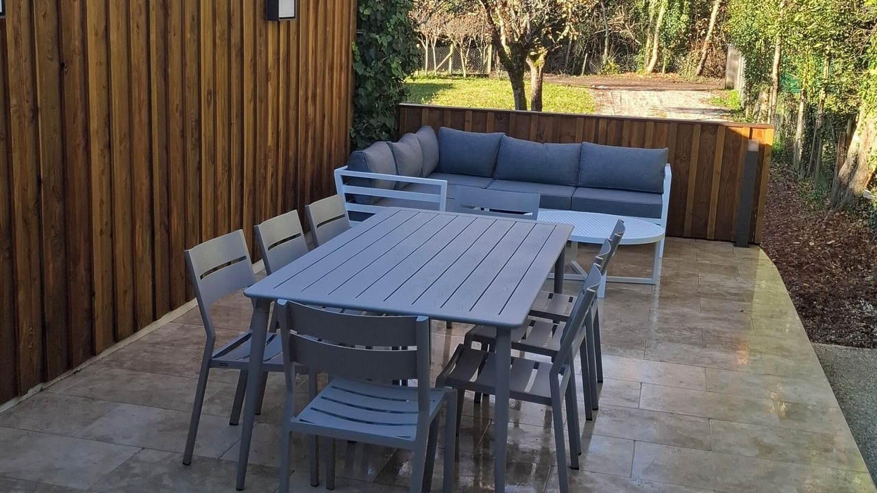 Photo of Outdoor in Branne