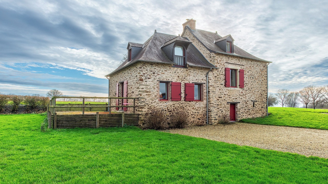 Photo of Outdoor in Cosse-le-Vivien