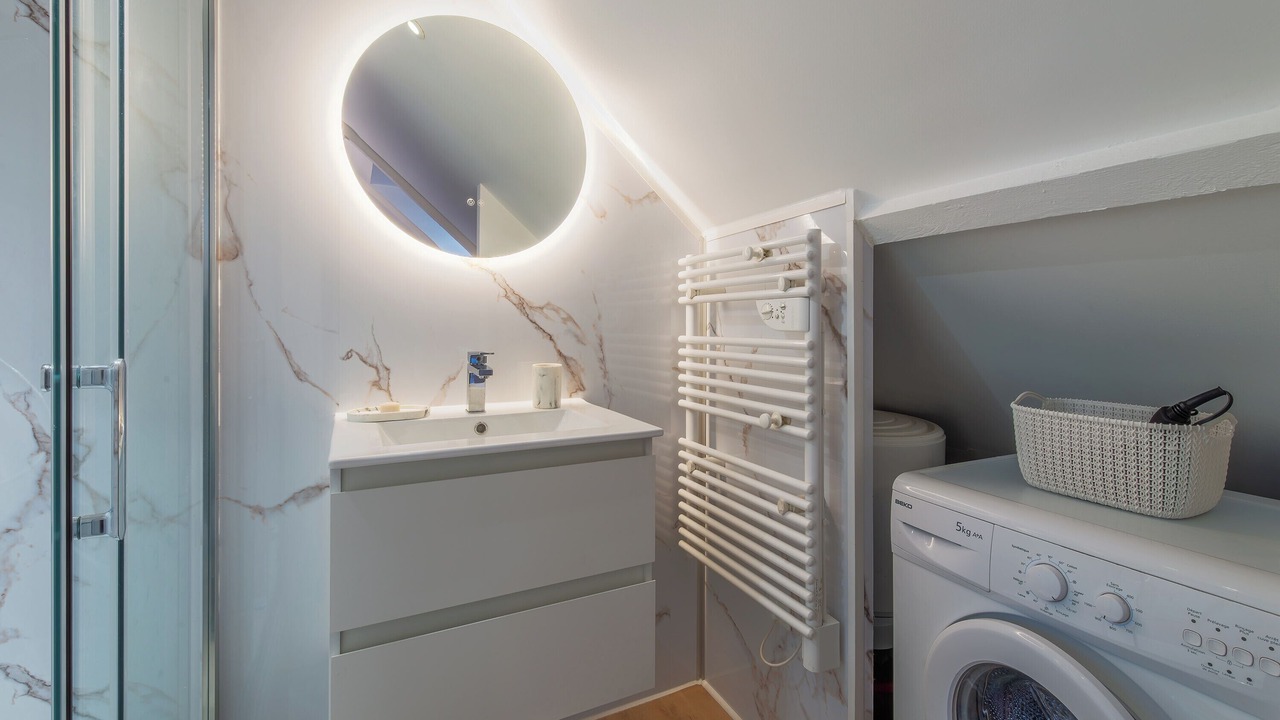 Photo of Bathroom in Sainte-Suzanne-and-Chammes